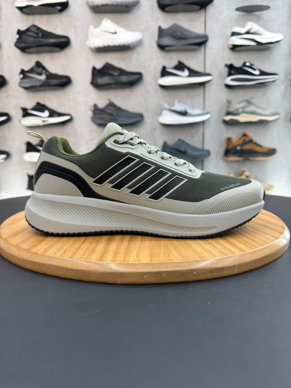 Adidas ZAS0003