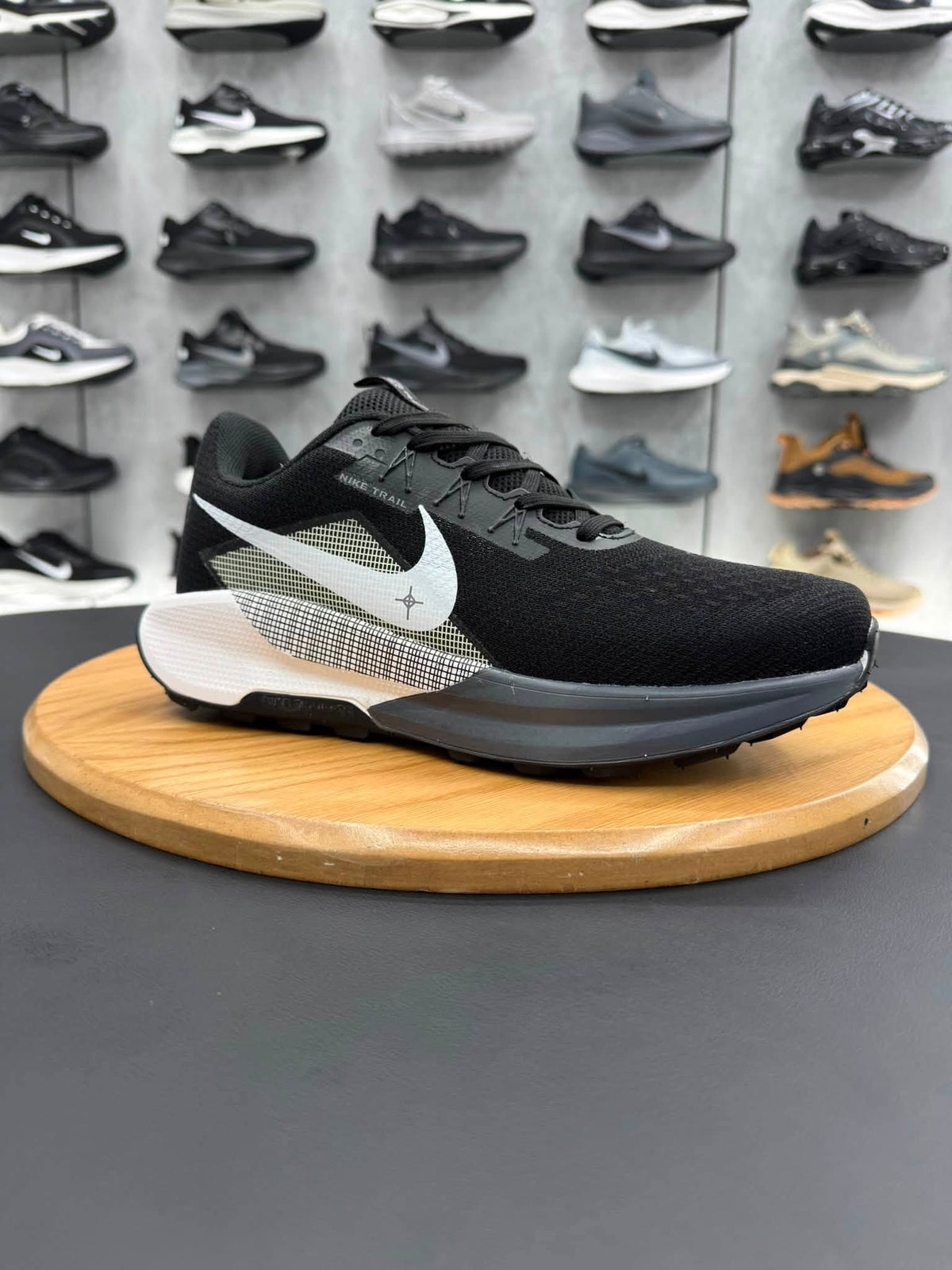 Nike ZNS0002