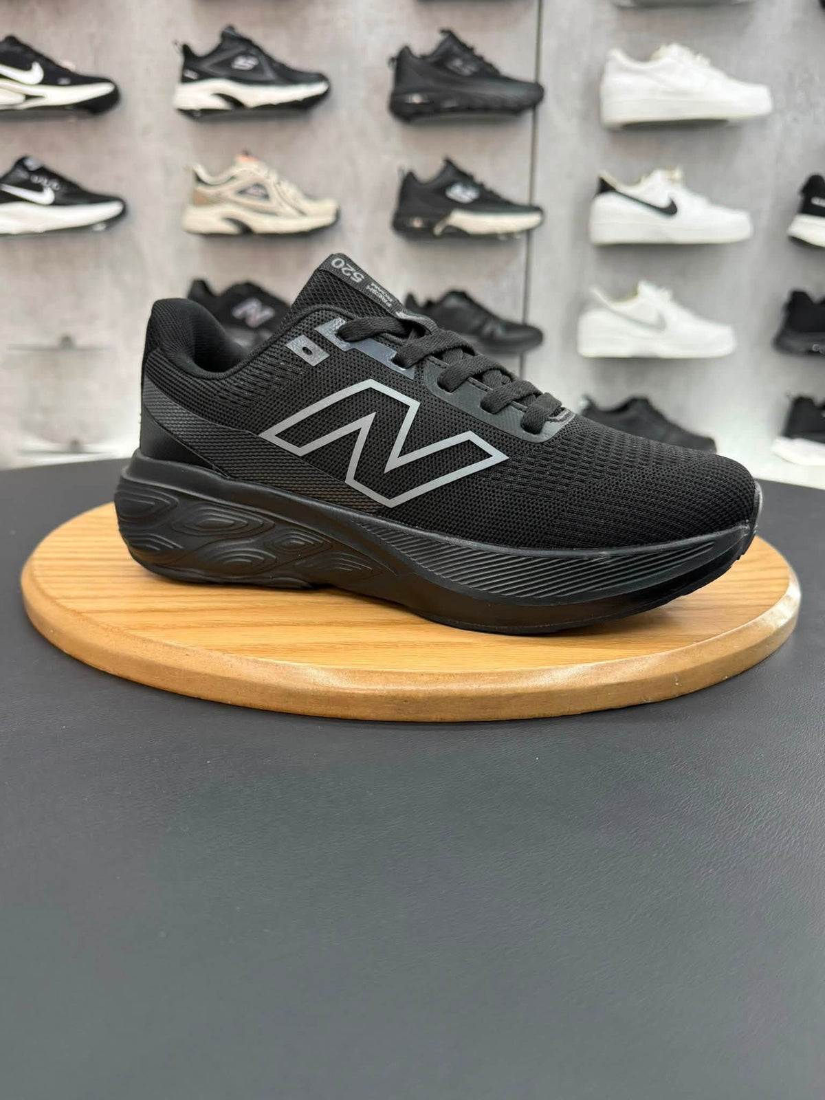 New Balance ZNBS0001