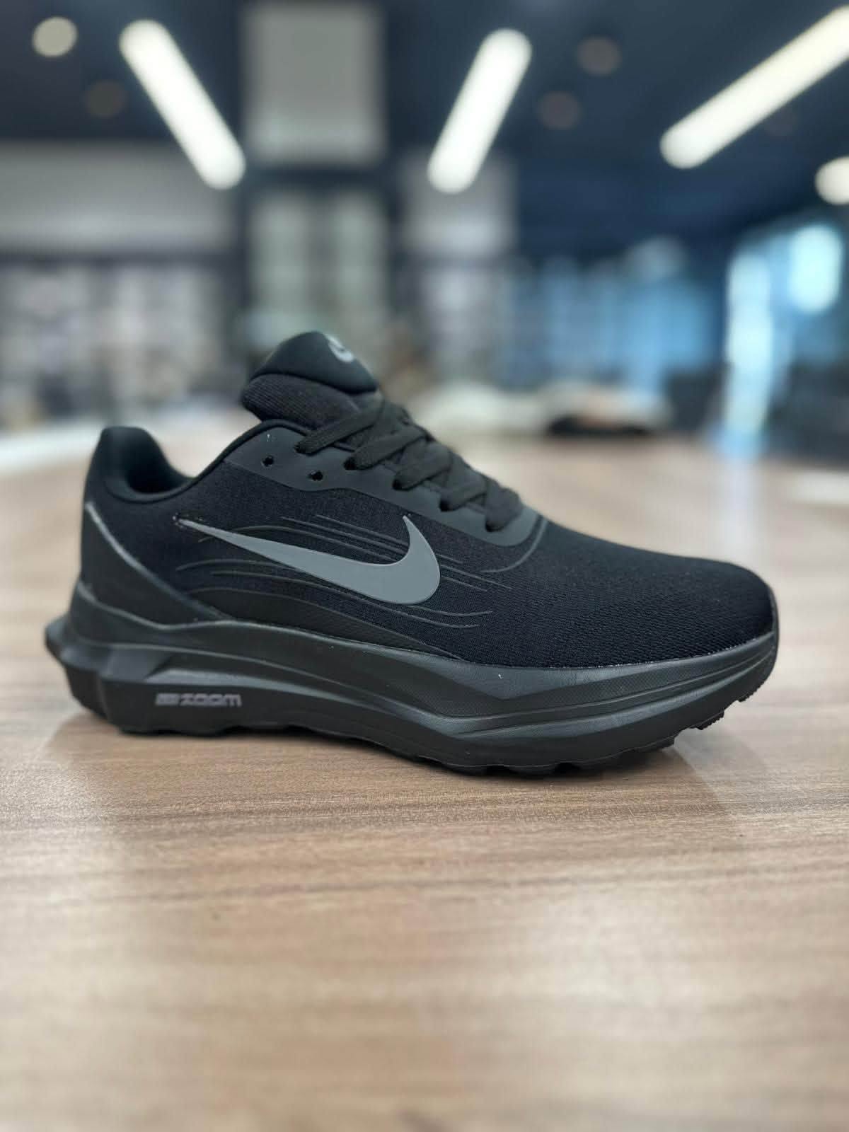 Nike ZNS0004